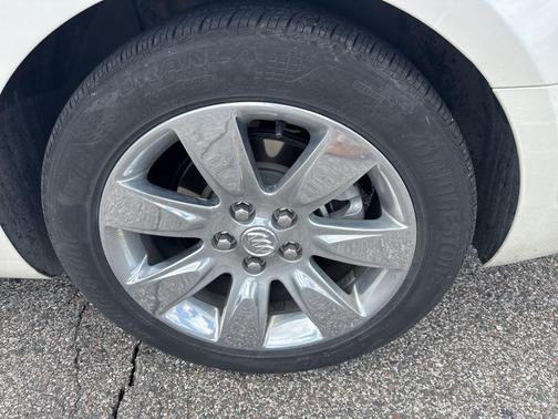White Diamond Tri-Coat 2014 Buick LaCrosse Leather