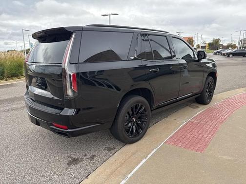 2024 Cadillac Escalade Sport