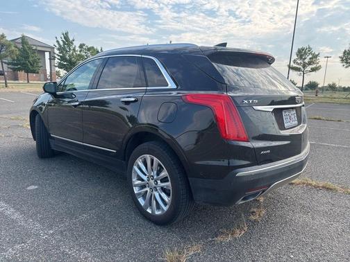 2017 Cadillac XT5 Platinum