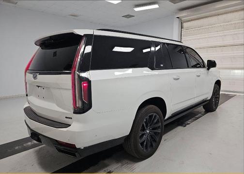 2024 Cadillac Escalade ESV Sport Platinum