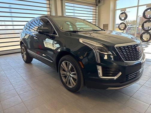 2025 Cadillac XT5 Premium Luxury