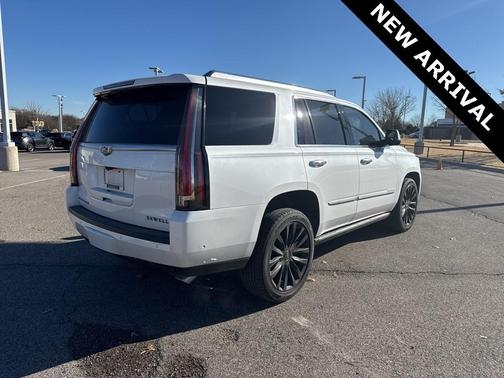 2019 Cadillac Escalade Platinum