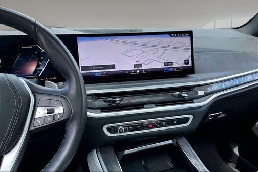 Mineral White Metallic 2026 BMW X5 xDrive40i