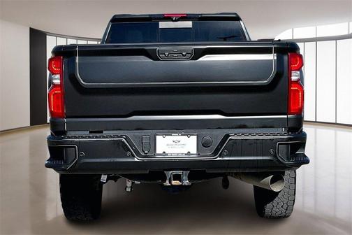 2023 Chevrolet Silverado 3500 High Country