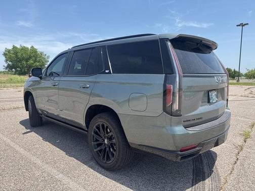 2023 Cadillac Escalade Sport Platinum