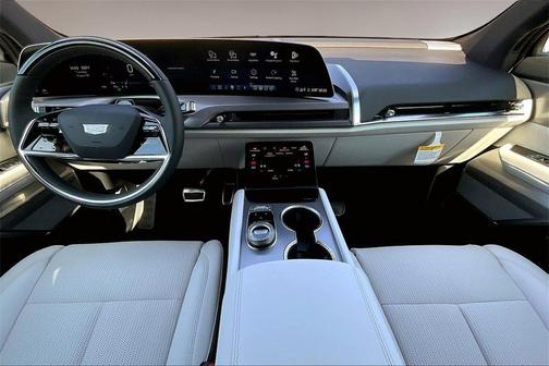 2026 Cadillac VISTIQ Sport