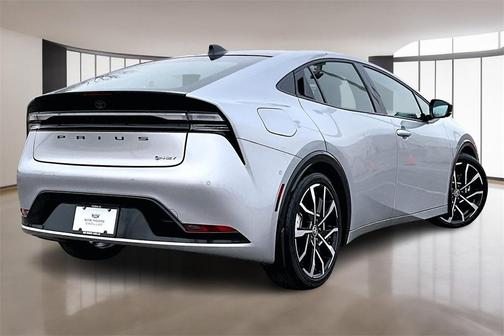 2026 Toyota Prius Plug-In Hybrid 