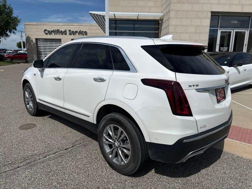 Crystal White Tri-Coat 2022 Cadillac XT5 Premium Luxury