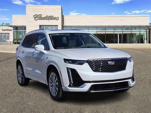 2025 Cadillac XT6 Premium Luxury FWD