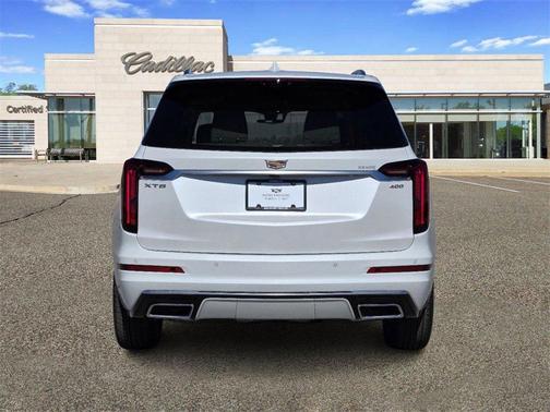 2025 Cadillac XT6 Premium Luxury FWD