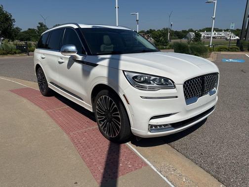 Pristine White 2021 Lincoln Aviator Black Label AWD