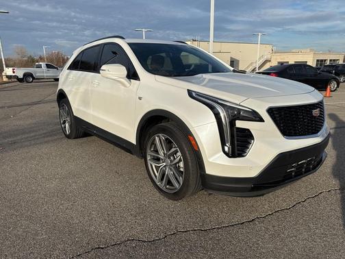 2023 Cadillac XT4 Sport