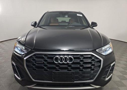 Mythos Black Metallic 2023 Audi Q5 45 S line quattro Premium