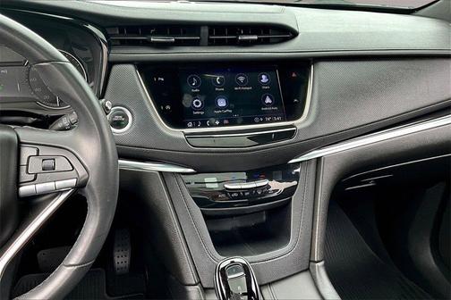 2023 Cadillac XT6 Luxury FWD