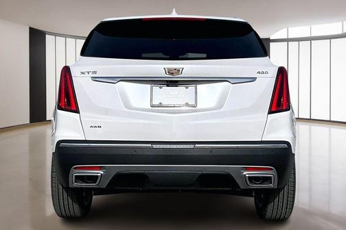 Crystal White Tri-Coat 2026 Cadillac XT5 Premium Luxury
