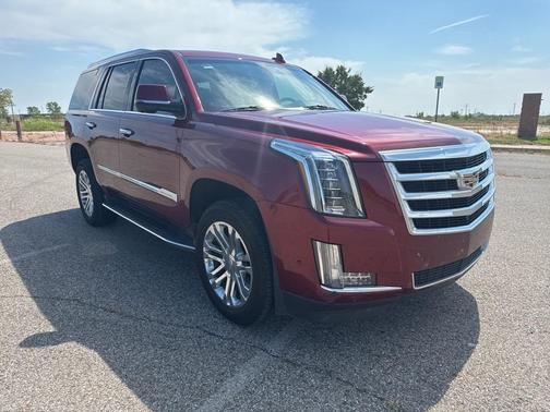 2017 Cadillac Escalade Standard