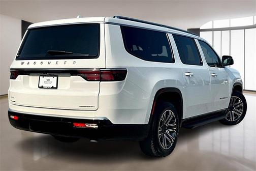 2023 Jeep Wagoneer L Series II