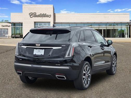 2025 Cadillac XT5 Sport