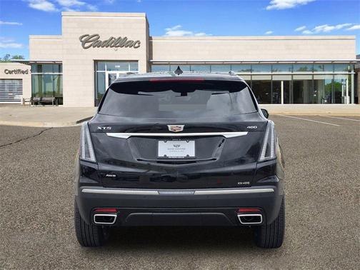 2025 Cadillac XT5 Sport