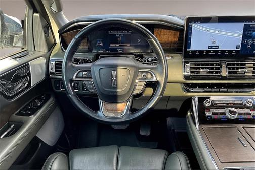 2022 Lincoln Navigator Black Label
