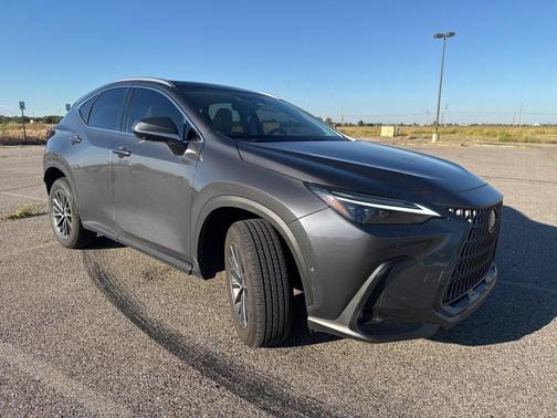 2025 Lexus NX 350h Luxury