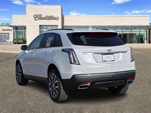 2025 Cadillac XT5 Sport