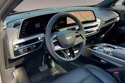 2025 Cadillac LYRIQ Luxury