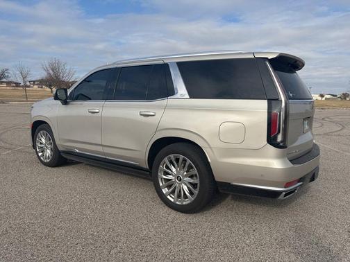 2022 Cadillac Escalade Premium Luxury