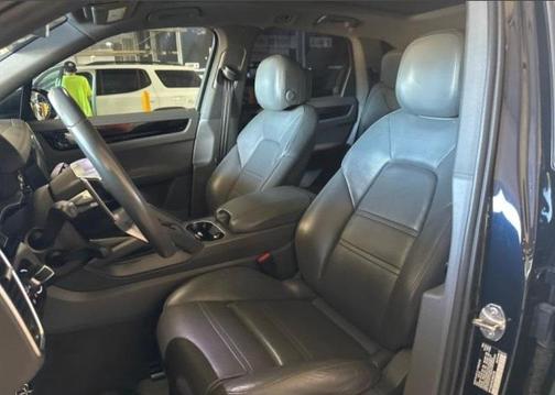 2020 Porsche Cayenne Base