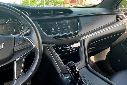 2020 Cadillac XT5 Luxury