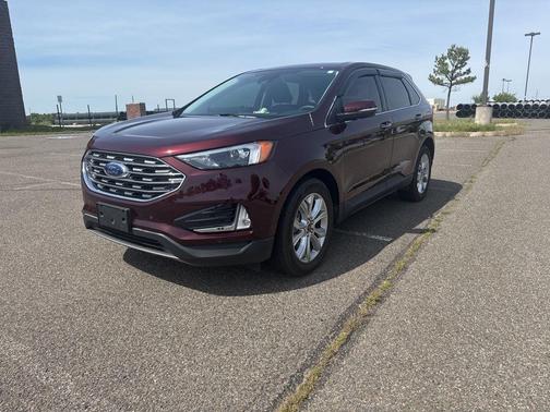 Burgundy Velvet Metallic Tinted Clearcoat 2024 Ford Edge Titanium