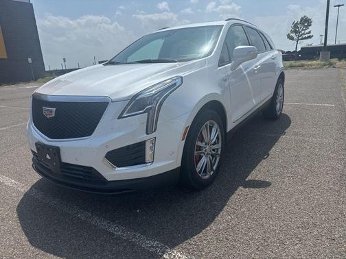 Crystal White Tri-Coat 2024 Cadillac XT5 Sport