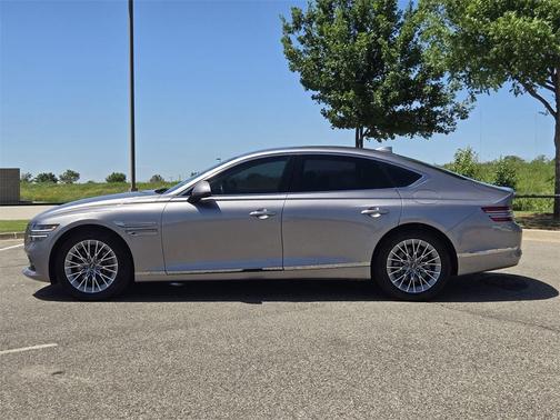 2023 Genesis G80 2.5T