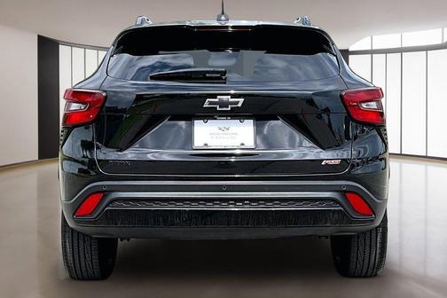 Mosaic Black Metallic 2024 Chevrolet Trax 2RS