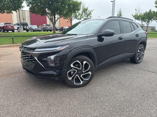 Mosaic Black Metallic 2024 Chevrolet Trax 2RS