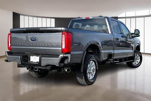2023 Ford F-250 XLT