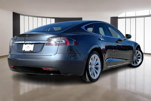 2016 Tesla Model S 75D