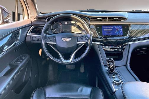 2023 Cadillac XT6 Premium Luxury AWD