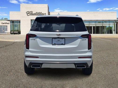 2025 Cadillac XT6 Luxury FWD