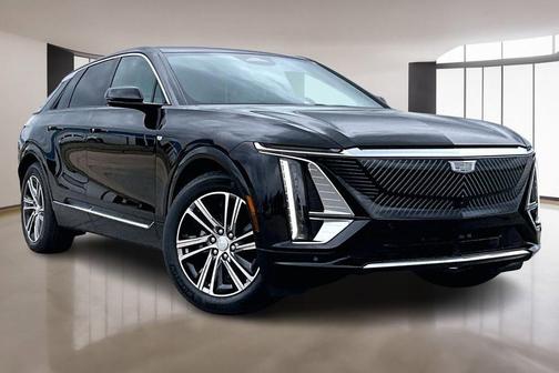 Stellar Black Metallic 2026 Cadillac LYRIQ Premium Luxury
