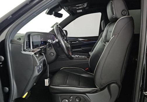 2022 Cadillac Escalade ESV Premium Luxury