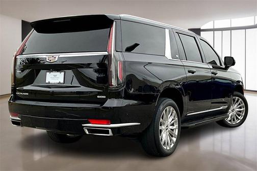 2022 Cadillac Escalade ESV Premium Luxury