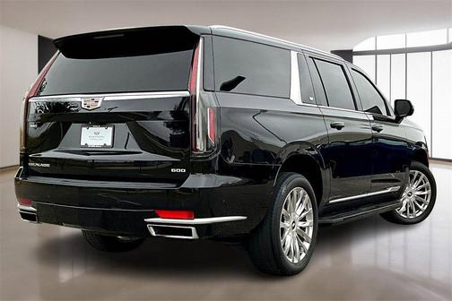 2022 Cadillac Escalade ESV Premium Luxury