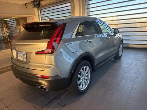 2023 Cadillac XT4 Luxury