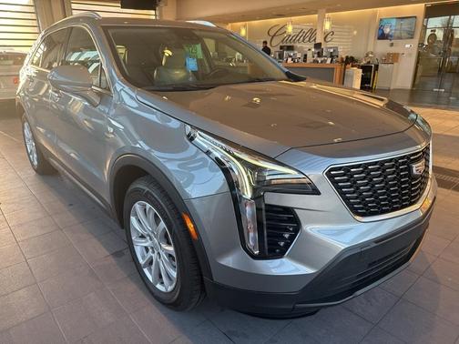 2023 Cadillac XT4 Luxury