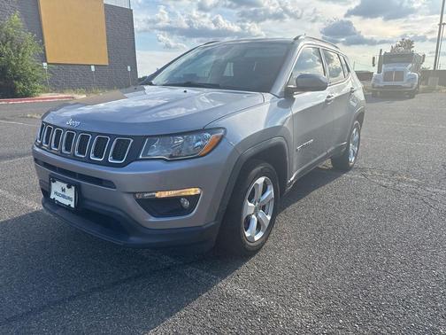 Billet Silver Metallic Clearcoat 2018 Jeep Compass Latitude
