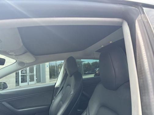 Pearl White Multi 2018 Tesla Model 3 Mid Range