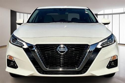 2022 Nissan Altima 2.5 SL