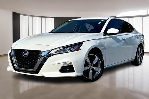 2022 Nissan Altima 2.5 SL