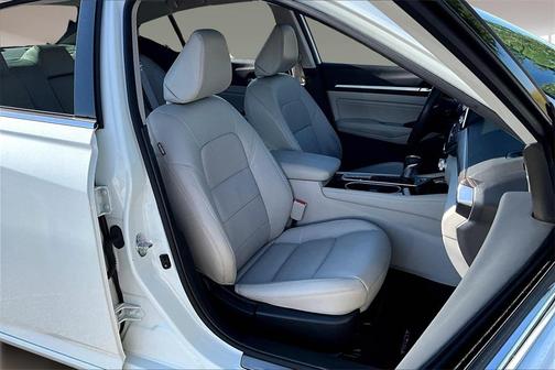 2022 Nissan Altima 2.5 SL